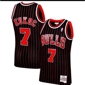 Toni Kukoc #7 Bulls 95-96 Hardwood Classics Swingman Player Jersey